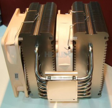 Noctua NH-D14 – жаропонижающее для процессора.